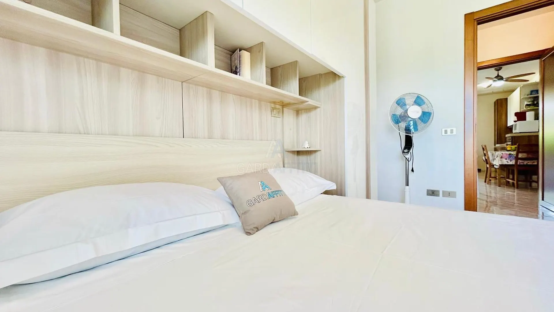 Berlino Apartment - Piano Terra Con Piscina Sirmione 0*,  Italy