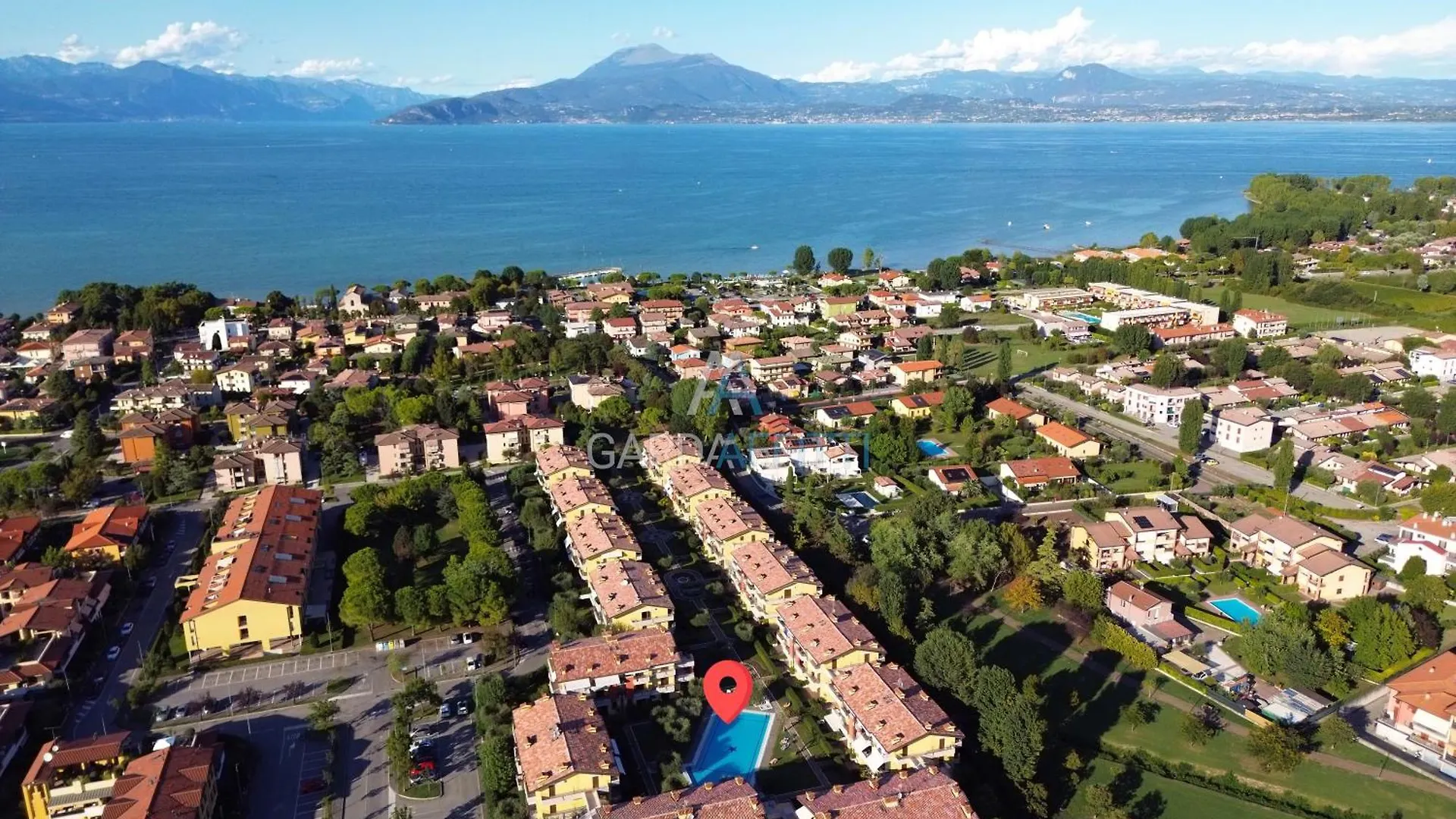 Berlino Apartment - Piano Terra Con Piscina Sirmione
