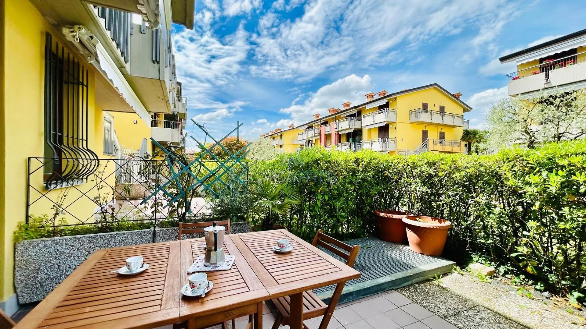 Berlino Apartment - Piano Terra Con Piscina Sirmione 0*,